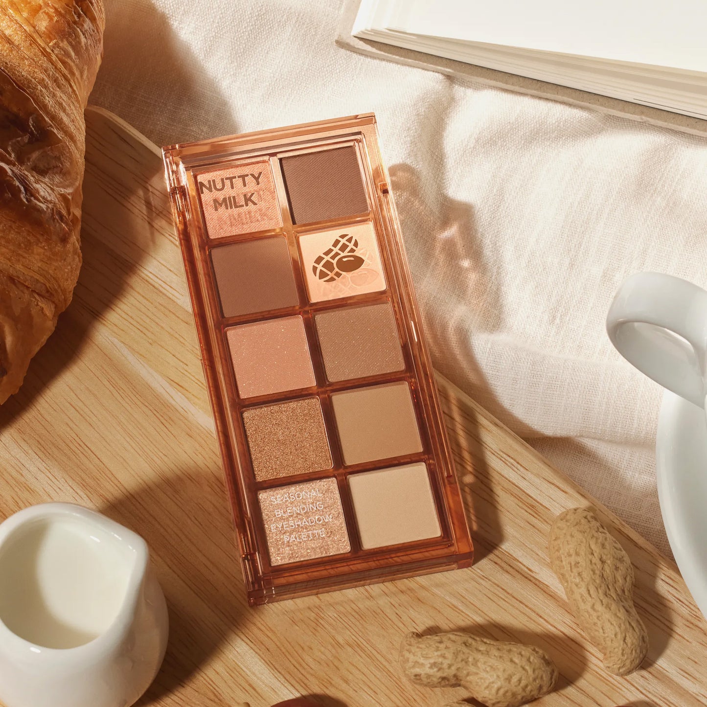 Phấn mắt PEACH C Seasonal Blending Eyeshadow Palette