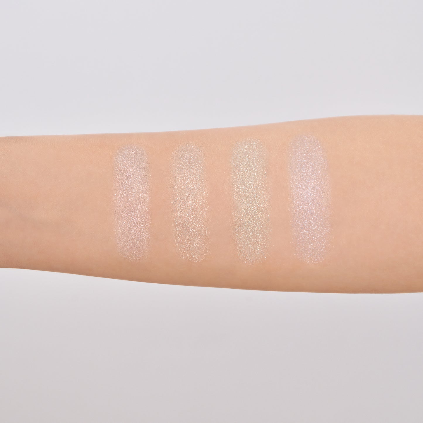 Phấn mắt nhũ KITSCH CATCH Playful Eye Shadow [Glitter]