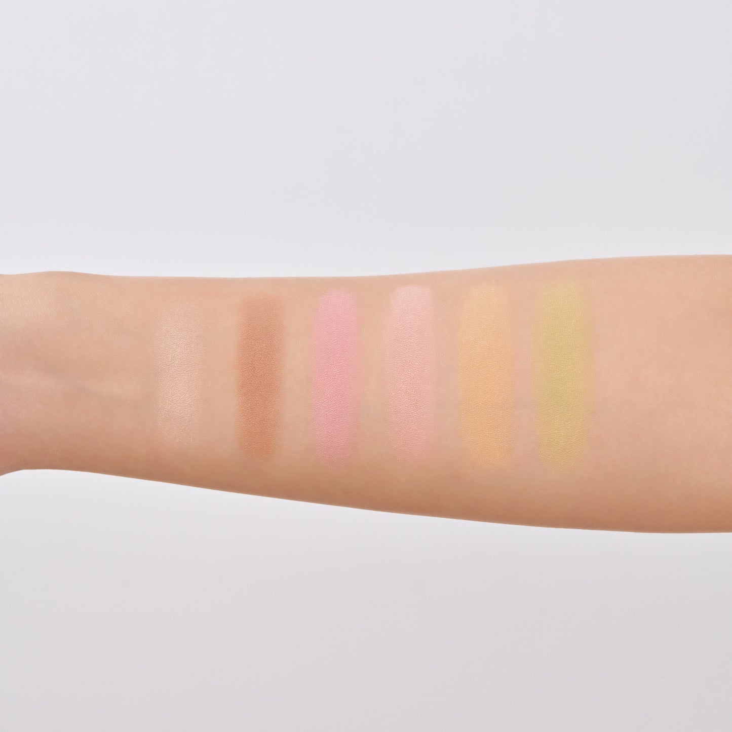 Phấn mắt KITSCH CATCH Playful Eye Shadow [Matte]