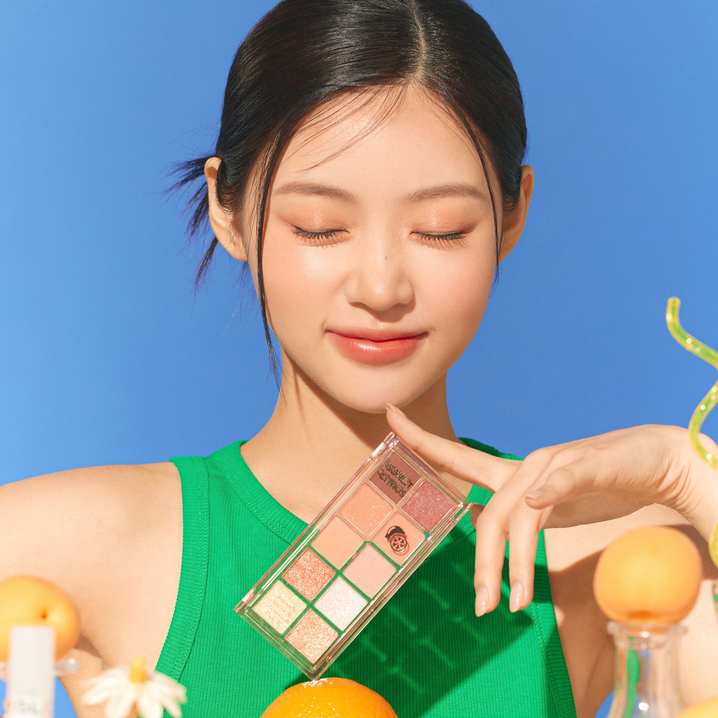 Phấn mắt PEACH C Seasonal Blending Eyeshadow Palette